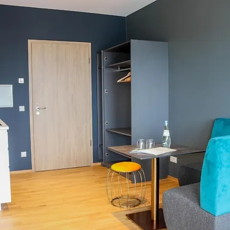 Fischer Boardinghouse Bw Pensionat 3*